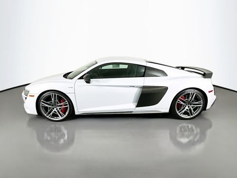 Used 2020 Audi R8 V10 performance image 2