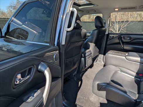 Used 2021 INFINITI QX80 Luxe image 26