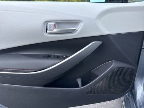 Used 2024 Toyota Corolla SE image 9