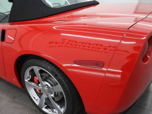 Used 2009 Chevrolet Corvette Convertible w/ Preferred Equipment Group image 26