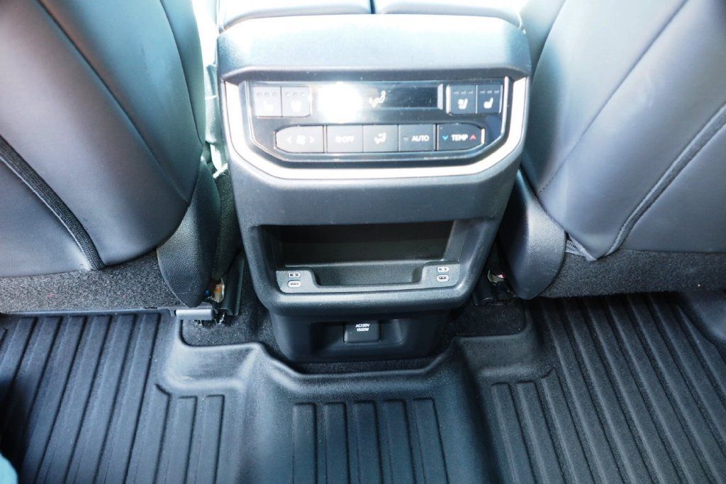 Used 2024 Lexus TX 500h AWD w/ Technology Package image 17