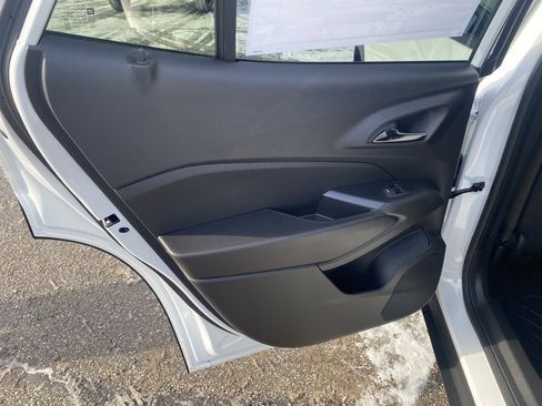 New 2026 Chevrolet Trax LS image 20