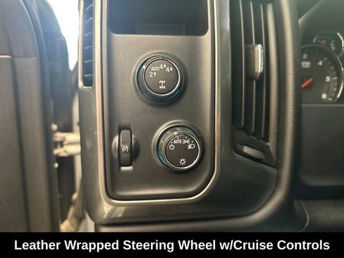 Used 2017 Chevrolet Silverado 1500 LT AWD/4WD image 18