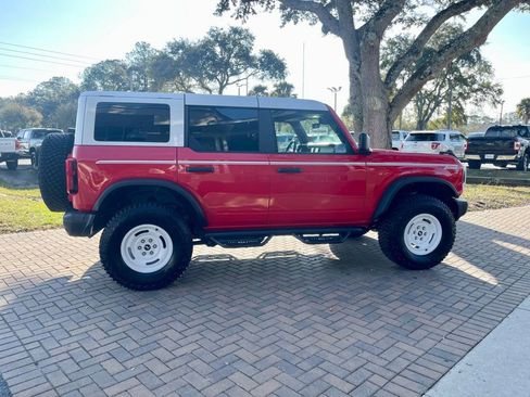 Used 2024 Ford Bronco Heritage Edition image 7