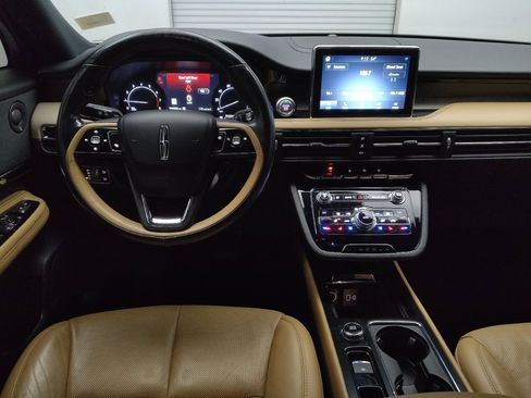 Used 2020 Lincoln Corsair Reserve AWD/4WD image 22