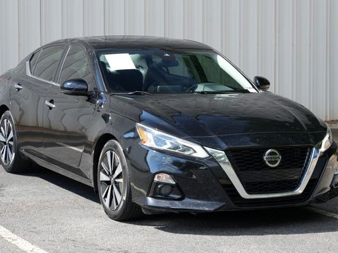 Used 2021 Nissan Altima 2.5 SL FWD image 49