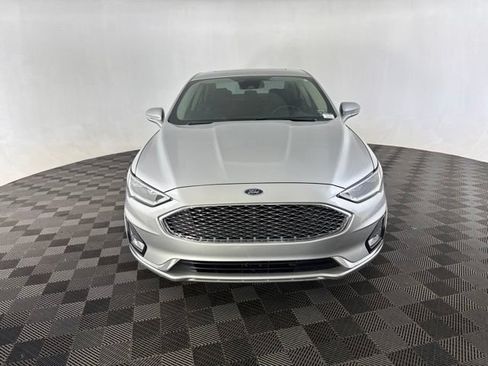 Used 2019 Ford Fusion Titanium AWD/4WD image 2