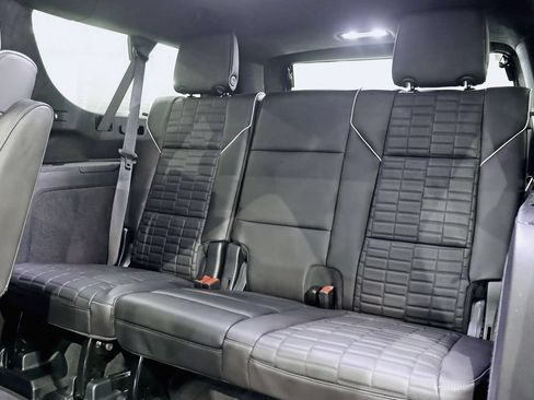 Used 2023 Cadillac Escalade ESV V w/ LPO, ONYX Package AWD/4WD image 37