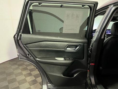 Certified 2024 Nissan Rogue SL w/ SL Premium Package image 23