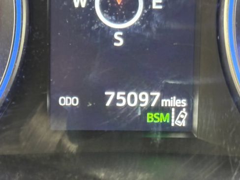 Used 2019 Toyota Highlander XLE AWD/4WD image 52