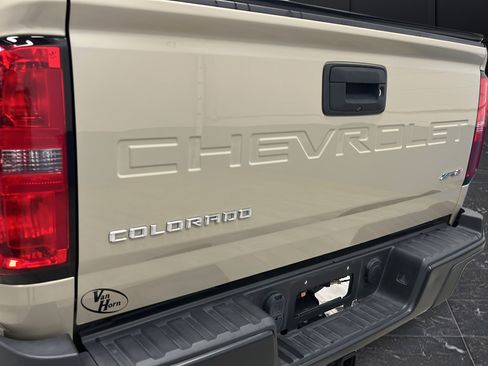 Used 2022 Chevrolet Colorado ZR2 AWD/4WD image 31