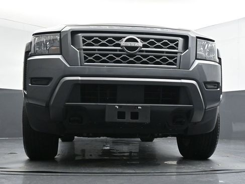 Used 2023 Nissan Frontier SV image 37