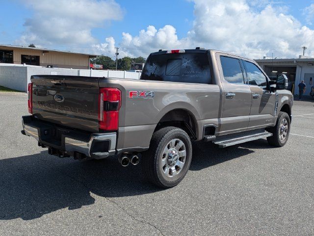 Used 2023 Ford F250 Lariat w/ Tow Technology Package AWD/4WD image 3