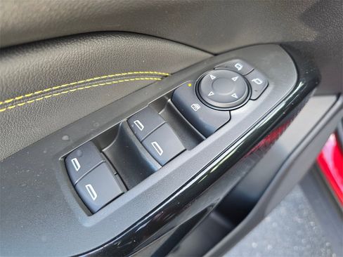 New 2026 Chevrolet Trax LT w/ Driver Confidence Package image 19