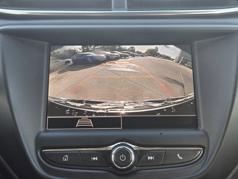 Used 2023 Chevrolet TrailBlazer LT image 19