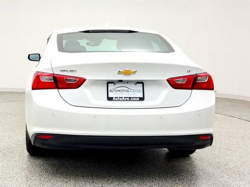 Used 2023 Chevrolet Malibu LT w/ Driver Confidence Package FWD image 6