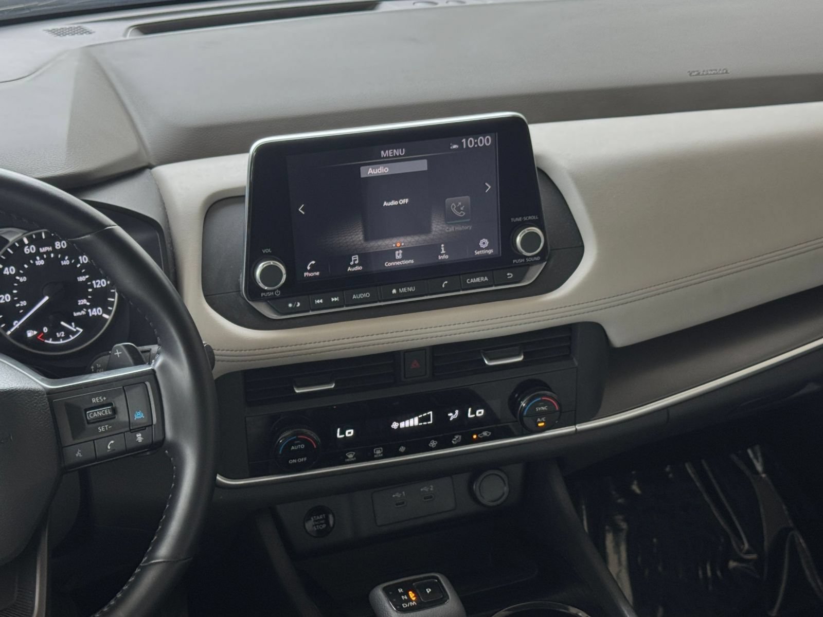 Used 2025 Nissan Rogue SV AWD/4WD image 16