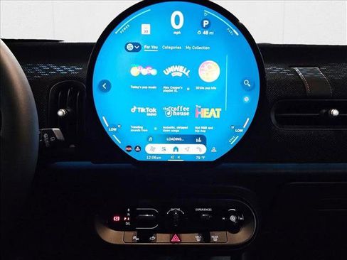 Used 2025 MINI Cooper 2-Door Hardtop image 11