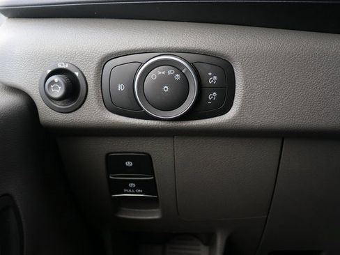 Used 2022 Ford Transit 350 XLT image 17