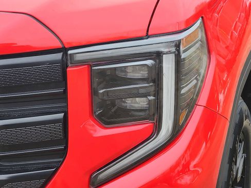 Used 2023 GMC Sierra 1500 Pro w/ Graphite Edition image 9