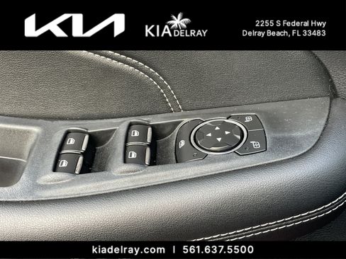 Used 2020 Ford Edge Titanium image 18