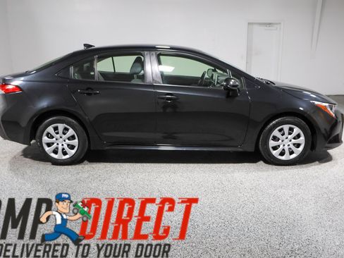 Used 2021 Toyota Corolla LE FWD image 6