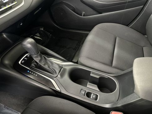 Used 2023 Toyota Corolla LE image 21