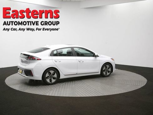 Used 2022 Hyundai Ioniq Limited image 43