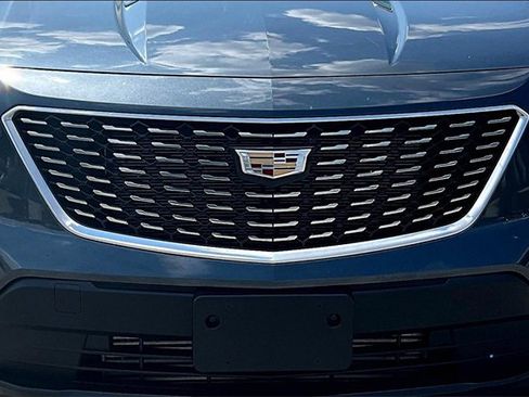 Used 2021 Cadillac XT4 Luxury w/ Cold Weather Package image 33