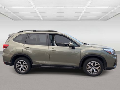 Used 2021 Subaru Forester Premium w/ Popular Package #1 AWD/4WD image 6