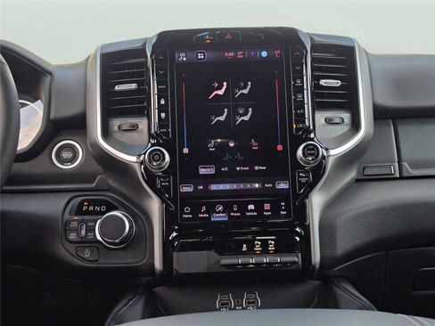 New 2026 RAM 1500 Big Horn AWD/4WD image 10