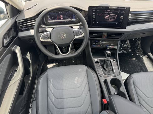 New 2025 Volkswagen Jetta SEL image 14