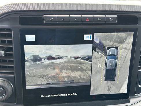 Used 2023 Ford F150 Platinum w/ FX4 Off-Road Package AWD/4WD image 24