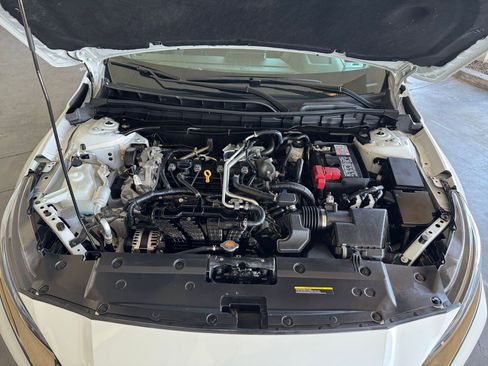 Used 2025 Nissan Altima 2.5 SR image 33