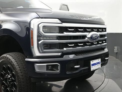 Used 2024 Ford F250 Platinum AWD/4WD image 39