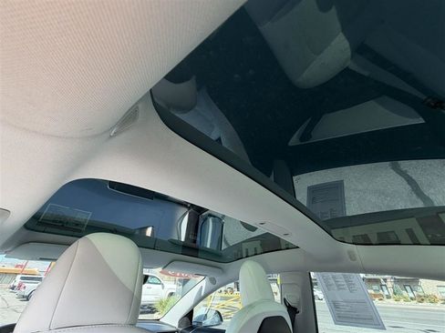 Used 2019 Tesla Model 3 Long Range image 21