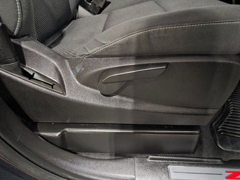 Used 2019 Chevrolet Silverado 1500 LT w/ All Star Edition image 72