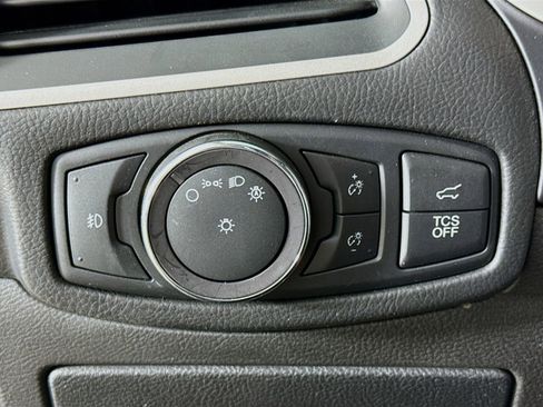 Used 2019 Ford Edge SEL w/ Equipment Group 201A AWD/4WD image 10
