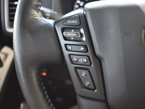 Used 2024 Nissan Frontier SV w/ SV Convenience Package RWD image 35