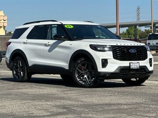 Certified 2025 Ford Explorer ST-Line w/ ST-Line Street Pack AWD/4WD video 1