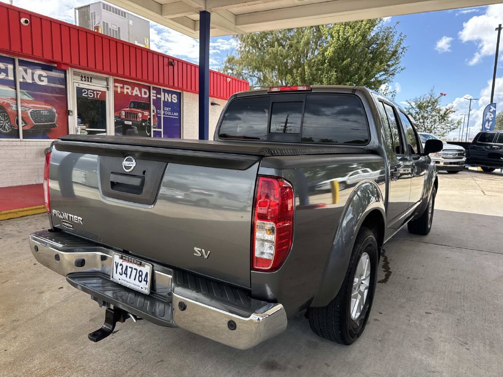 Used 2016 Nissan Frontier SV w/ SV Value Truck Package RWD image 8
