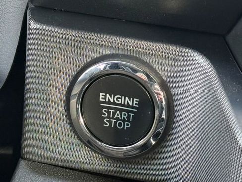 Certified 2025 Ford F350 Platinum image 17