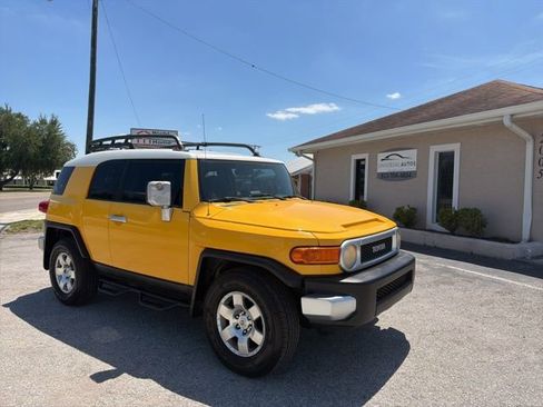 Used 2007 Toyota FJ Cruiser 2WD image 6