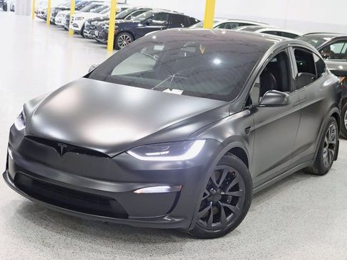 Used 2023 Tesla Model X image 5