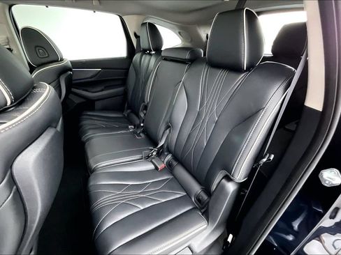 Certified 2025 Acura MDX SH-AWD w/ Advance Package image 32