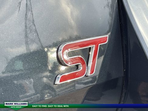 Used 2024 Ford Explorer ST w/ Equipment Group 401A image 10