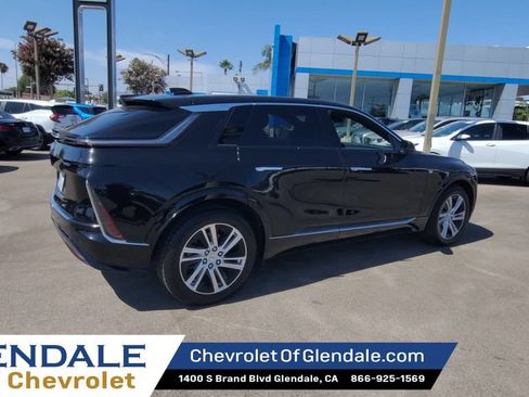 Certified 2024 Cadillac Lyriq Tech RWD image 8