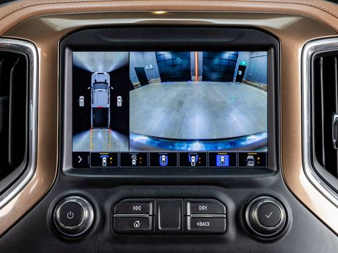 Used 2021 Chevrolet Silverado 2500 High Country image 25