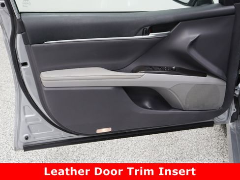 Used 2024 Toyota Camry XLE image 12