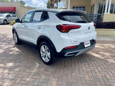 Used 2025 Buick Encore GX Preferred image 3